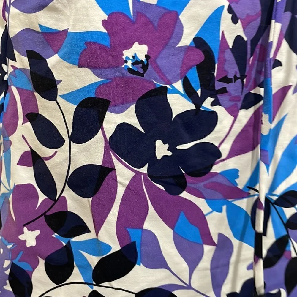 NWOT Lands' End Floral Tankini Swim Top.  Size 6 S small